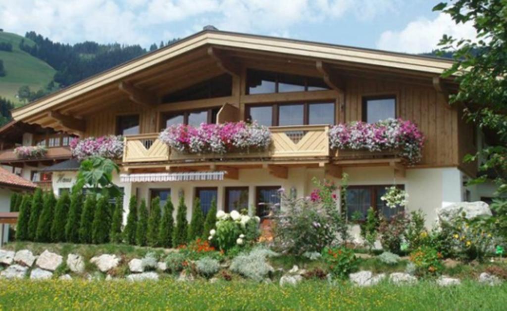 Appartement Annemarie Brixen im Thale Eksteriør billede